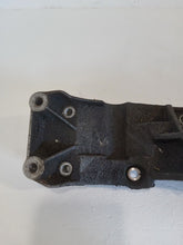 Load image into Gallery viewer, Ford Transit 2.4 RWD MK6 2000 - 2006 Engine Mount