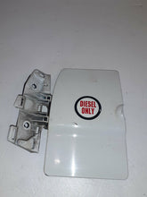 Load image into Gallery viewer, Vauxhall Vivaro Renualt Trafic 2.0 DCi 115 Fuel Flap