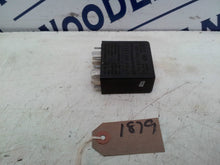 Load image into Gallery viewer, AUDI A4 1.9 TDI B5 2000 PLATE Headlight Relay
