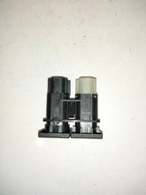 Load image into Gallery viewer, FORD MONDEO 1.8 PETROL MK3 Boot Opener Release Switch