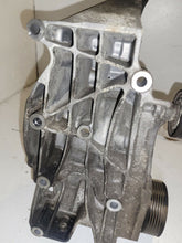 Load image into Gallery viewer, BMW 120D M Sport E87 Alternator Bracket