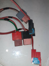 Load image into Gallery viewer, Vauxhall Vivaro Renualt Trafic 2.0 DCi 115 Pre Heater Wiring Loom