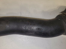 Load image into Gallery viewer, Ford Transit Connect 1.8 TDDi 2002 - 2008 Drivers Right Side Intercooler Pipe