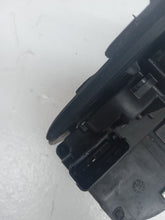 Load image into Gallery viewer, Nissan Juke 1.6 Petrol Dig-t MK1 2010-2014 Left Side Front Door Lock And Handle
