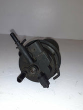 Load image into Gallery viewer, Vauxhall Vivaro Renualt Trafic 2.0 DCi 115 Fuel Filter Housing