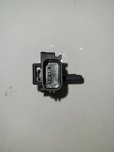 Load image into Gallery viewer, Ford Transit MK7 Euro 5 2.2 RWD 2011 - 2015 Differential Pressure DPF Sensor