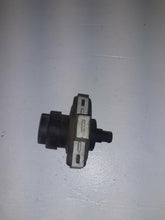 Load image into Gallery viewer, Vauxhall Vivaro Renualt Trafic 2.0 M9R Boost Solenoid