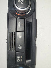 Load image into Gallery viewer, BMW 120D M Sport E87 Climate Control HVAC Panel