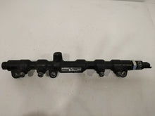 Load image into Gallery viewer, FORD MONDEO 2.0 TDCI 03 PLATE Fuel Rail And Sensor