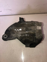 Load image into Gallery viewer, Mercedes Sprinter 313 CDi 2012 Left Side Engine Mounting Holder