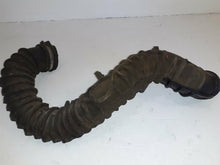 Load image into Gallery viewer, Vauxhall Vivaro Renualt Trafic 2.0 DCi 115 Air Intake Pipe Hose