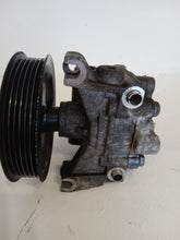 Load image into Gallery viewer, Ford Transit Connect 1.8 TDDI 2006 Power Steering Pump