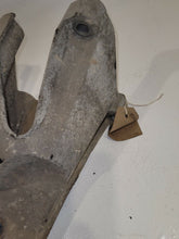 Load image into Gallery viewer, Ford Transit MK7 Euro 4 2.4 RWD 2007 - 2011 Drivers Right Side Engine Mount