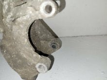 Load image into Gallery viewer, Vauxhall Vivaro Renualt Trafic 2.0 M9R Alternator Bracket