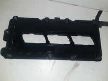 Load image into Gallery viewer, Audi Q7 3.0 TDi Quattro S line Drivers Right Side Rocker Cover