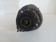 Load image into Gallery viewer, Ford Transit Connect 1.8 TDDI 2006 Drivers Right Side Shock And Spring Strut Leg