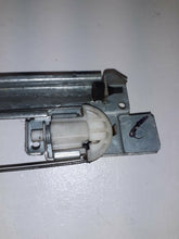 Load image into Gallery viewer, Vauxhall Vivaro Renualt Trafic 2.0 DCi 115 Passenger Side Window Regulator