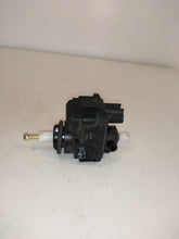 Load image into Gallery viewer, AUDI A4 B6 2001 PETROL 2.0.cc Passenger Side Headlight Adjuster