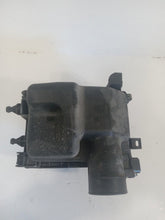 Load image into Gallery viewer, Nissan Juke 1.6 Petrol Dig-t MK1 2010-2014 Air Filter Box With MAF