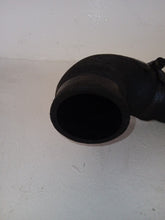 Load image into Gallery viewer, Ford Transit Connect 1.8 TDDI 2003 Drivers Right Side Intercooler Pipe