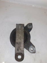 Load image into Gallery viewer, Ford Transit Connect 1.8 TDDi 2002 - 2008 Engine Mount