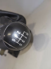 Load image into Gallery viewer, Ford Transit MK7 Euro 5 2.2 RWD 2011 - 2015 Gear Stick Housing