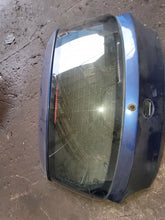 Load image into Gallery viewer, BMW 120D M Sport E87 Tailgate