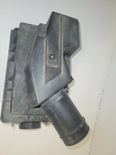 Load image into Gallery viewer, Ford Transit 2.0 FWD MK6 2000 - 2006 Air Filter Housing