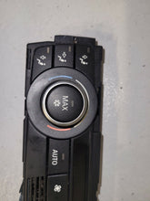 Load image into Gallery viewer, BMW 120D M Sport E87 Climate Control HVAC Panel