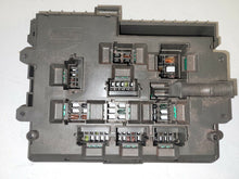 Load image into Gallery viewer, BMW 120D M Sport E87 Front Fuse Box