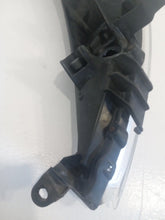 Load image into Gallery viewer, Nissan Juke 1.6 Petrol Dig-t MK1 2010-2014 Drivers Right Side Indicator