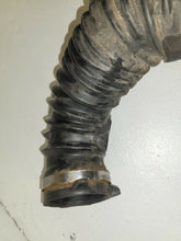 Load image into Gallery viewer, Vauxhall Vivaro Renualt Trafic 2.0 M9R Intercooler Air Pipe