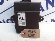 Load image into Gallery viewer, VAUXHALL VECTRA C DOOR MODULE OS SRI, 2.2, 52 PLATE, PETROL
