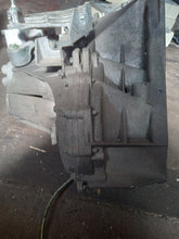 Load image into Gallery viewer, Nissan Juke 1.6 Petrol Dig-t MK1 2010-2014 Gearbox