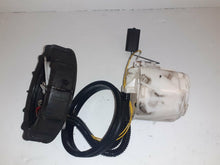 Load image into Gallery viewer, Ford Transit Connect 1.8 TDCi 2004 Fuel Sender Unit Twist In Style