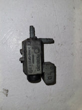 Load image into Gallery viewer, BMW 120D M Sport E87 Suction Intake Valve