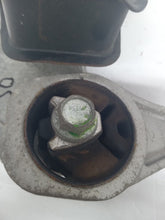 Load image into Gallery viewer, Nissan Juke 1.6 Petrol Dig-t MK1 2010-2014 Drivers Right Side Engine Mount