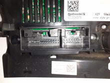 Load image into Gallery viewer, Audi A5 B8 Sport 2.0 TFSI Climate Control Panel