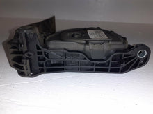 Load image into Gallery viewer, Audi A5 B8 Sport 2.0 TFSI Accelerator Pedal