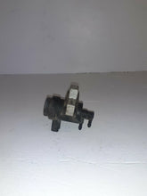 Load image into Gallery viewer, Vauxhall Vivaro Renualt Trafic 2.0 M9R Boost Solenoid