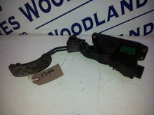 Load image into Gallery viewer, AUDI A3  ACCELERATOR PEDAL 1.6 PETROL 98 - 03
