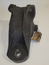 Load image into Gallery viewer, Ford Transit MK7 Euro 4 2.4 RWD 2007 - 2011 Passenger Left Side Engine Mount