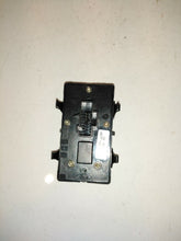 Load image into Gallery viewer, FORD MONDEO 1.8 PETROL MK3 Front Window Switch