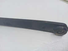 Load image into Gallery viewer, Nissan Juke 1.6 Petrol Dig-t MK1 2010-2014 Pair Of Windscreen Wiper Arms