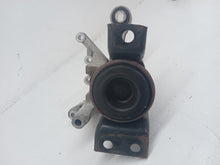 Load image into Gallery viewer, Nissan Juke 1.6 Petrol Dig-t MK1 2010-2014 Drivers Right Side Engine Mount