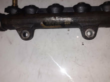 Load image into Gallery viewer, Vauxhall Vivaro Renualt Trafic 2.0 M9R Fuel Rail And Sensors