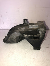Load image into Gallery viewer, Mercedes Sprinter 313 CDi 2012 Left Side Engine Mounting Holder