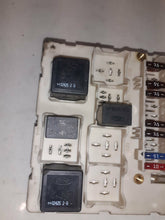 Load image into Gallery viewer, Ford Transit Connect 1.8 TDDi 2002 - 2008 Fuse Box Body Control Unit
