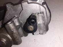 Load image into Gallery viewer, Audi A4 2.0 S-Line T FSI 2005 Variable Intake Actuator