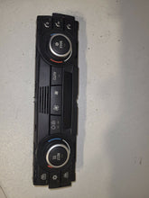 Load image into Gallery viewer, BMW 120D M Sport E87 Climate Control HVAC Panel